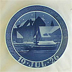 1926 Royal Copenhagen Christmas Plate