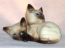 Royal Doulton Beswick Animal Figurine - Siamese Kittens