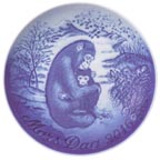 2016 Bing & Grondahl Mother's Day Plate