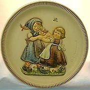 Goebel M I Hummel Anniversary Plate - 1980 Ring Around The Rosie