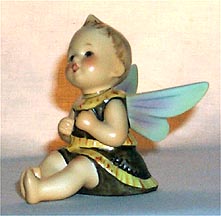 Goebel M I Hummel Figurine - Hummele