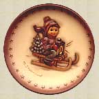 Goebel M I Hummel Mini Annual Plate - Ride Into Christmas