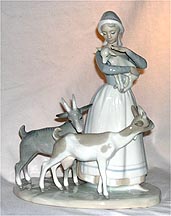 Lladro Figurine - Shepherdess With Goats