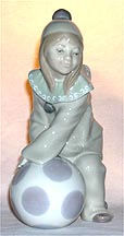 Lladro Lladro Figurine - Girl With Ball