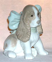 Nao Figurine - Puppy Present
