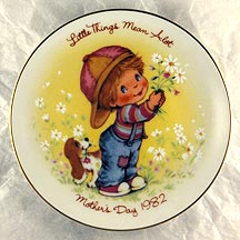 Little Things Mean A Lot collector plate