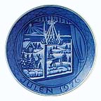 Christmas Wreath collector plate