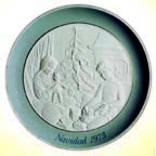 Boy And Girl collector plate