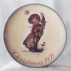 Angel collector plate by Berta Hummel