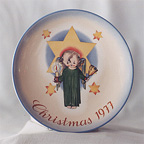 Herald Angel collector plate by Berta Hummel
