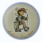 Moonlight Return collector plate by Berta Hummel