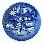 Thumbelina collector plate by Svend Otto