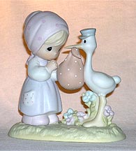 Enesco Precious Moments Figurine - Joy On Arrival