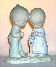 Enesco Precious Moments Figurine - Prayer Changes Things