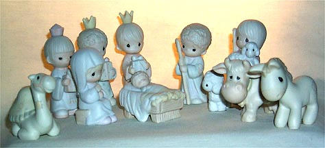Enesco Precious Moments Figurine - Come Let Us Adore Him